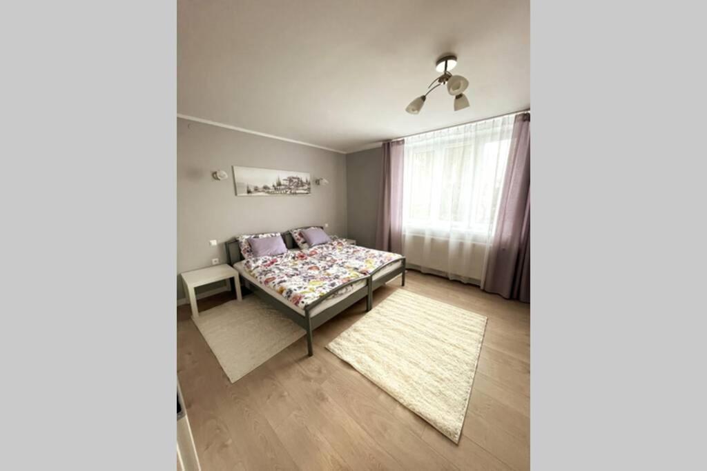 Modern Apartment In Tarnów Kültér fotó